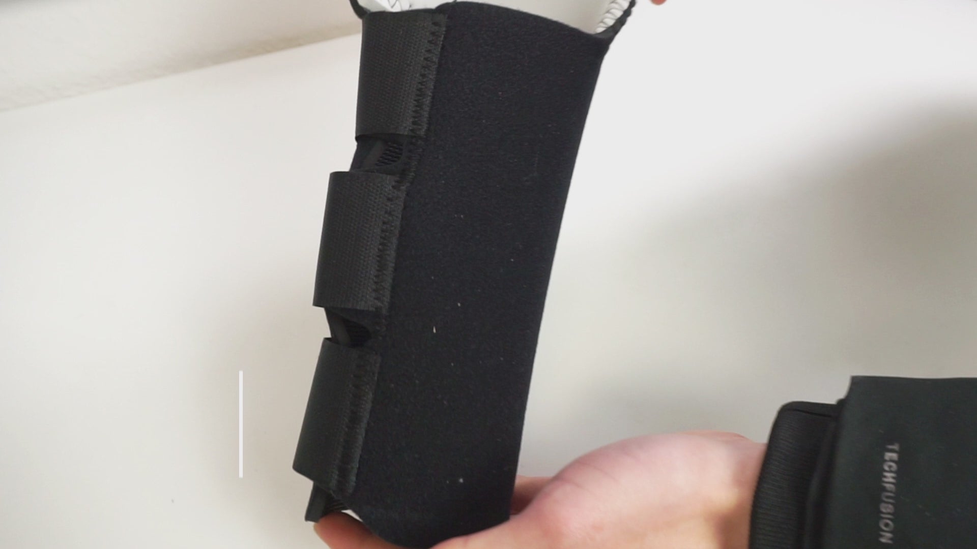 Schweifschoner für Pferde aus Neopren ideal für Transport